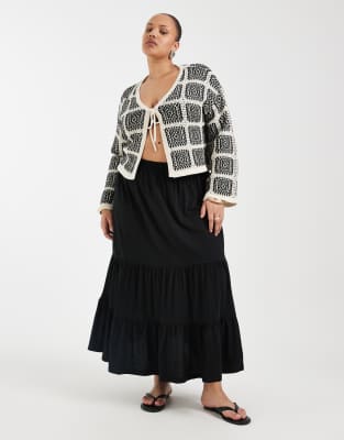 ONLY Curve tiered maxi skirt in black black