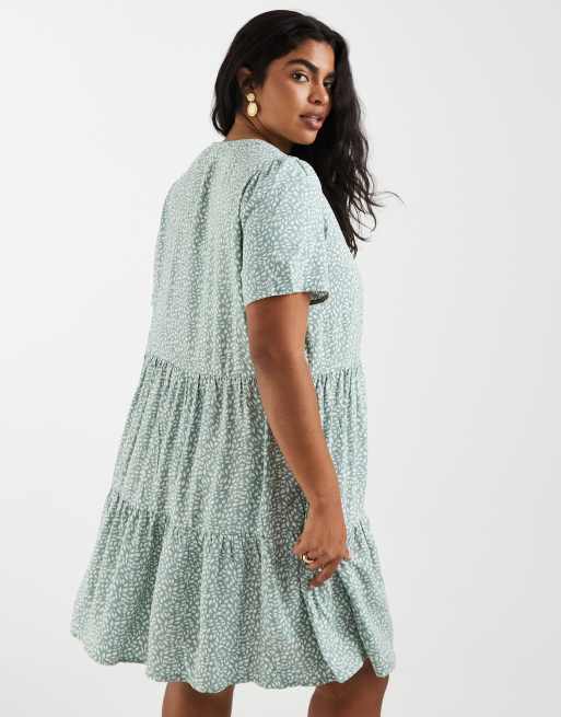 green floral tiered dress Green Floral Short Sleeve Ruffle Round Neck Smocked Tiered Maxi Dress