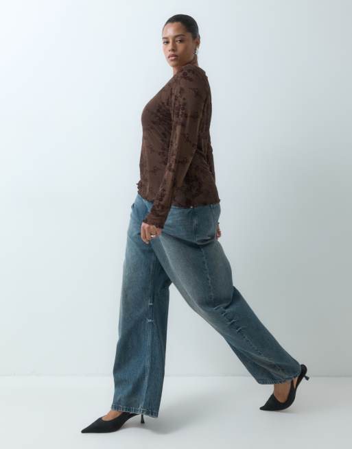 ONLY Curve top in pizzo a maniche lunghe floreale marrone, 5 di 5