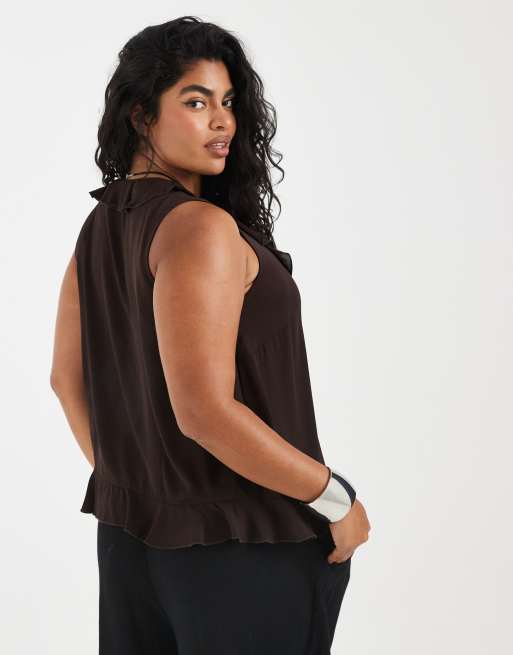 ONLY Curve - Top marrone allacciato sul davanti con volant, 4 di 4