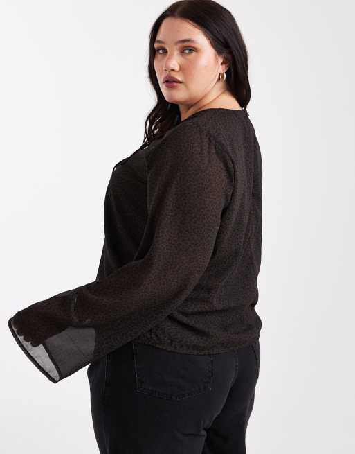 ONLY Curve - Top marrone con stampa leopardata e dettaglio con allacciatura asimmetrica, 4 di 4