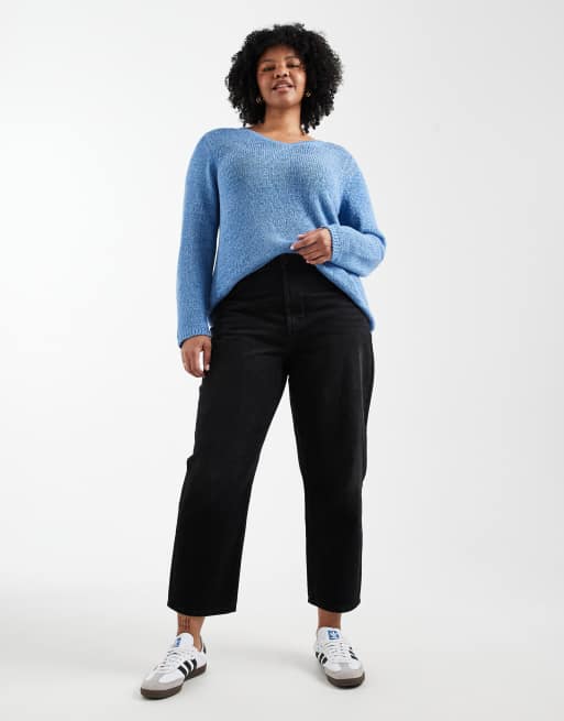 ONLY Curve v-neck knitted jumper in blue, 3 of 4