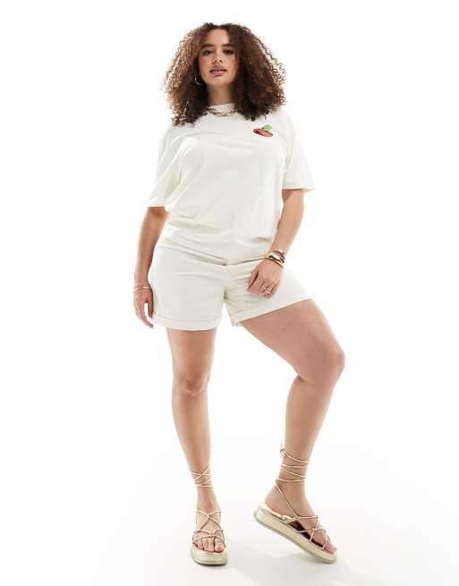 Only Curve - Vega - Ecrufarvede denimshorts med oprullede kanter 