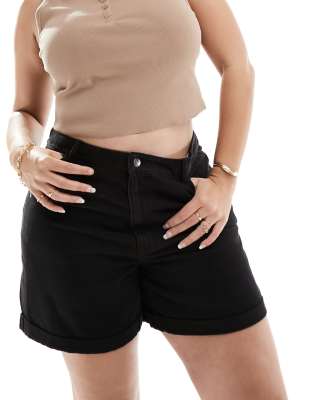 ONLY Curve - Vega - Jeans-Shorts in Schwarz mit Rollsaum