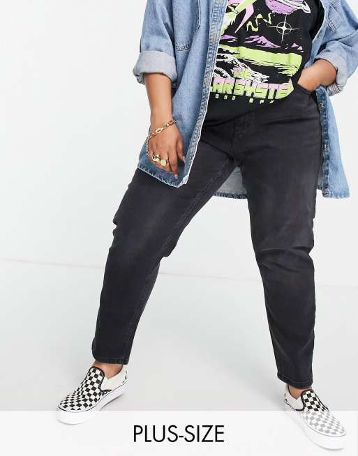 Only Curve - Veneda - Mom jeans in slim-fit met zwarte wassing