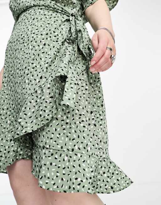 Only Curve - Vestito corto a portafoglio verde a pois con volant , 4 di 4