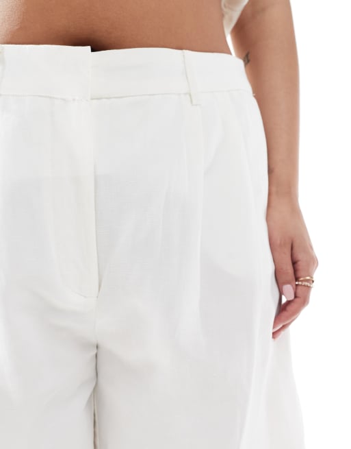 ONLY Curve – Vita, långa, figursydda shorts med hög midja, del av set, 4 av 5