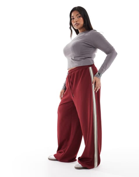 ONLY Curve – Weit geschnittene Hose in Burgunderrot mit farblich abgesetzter Bahn - view 1