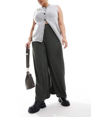 wide leg textured pants in dark green