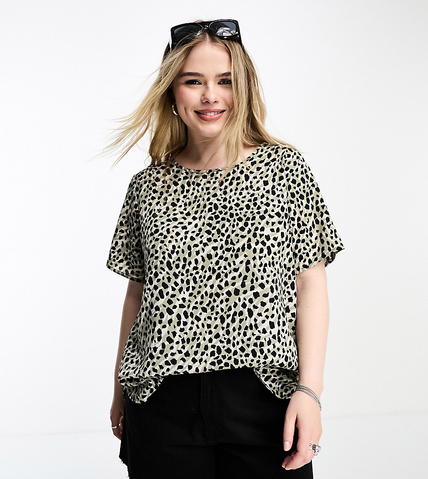 Only Curve zip back blouse in animal print-Multi