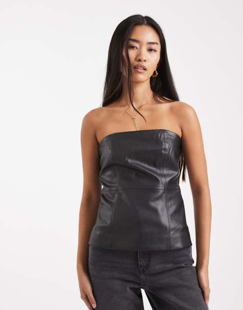 ONLY – Czarny gorsetowy top z imitacji skóry z dekoltem bandeau - view 1