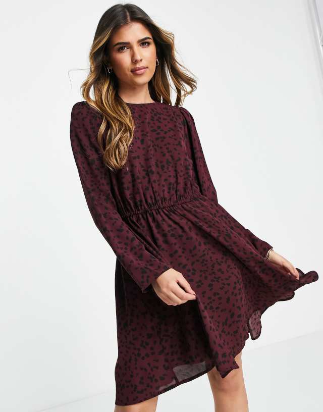 Only dallas dress with shoulder pads in burgundy print