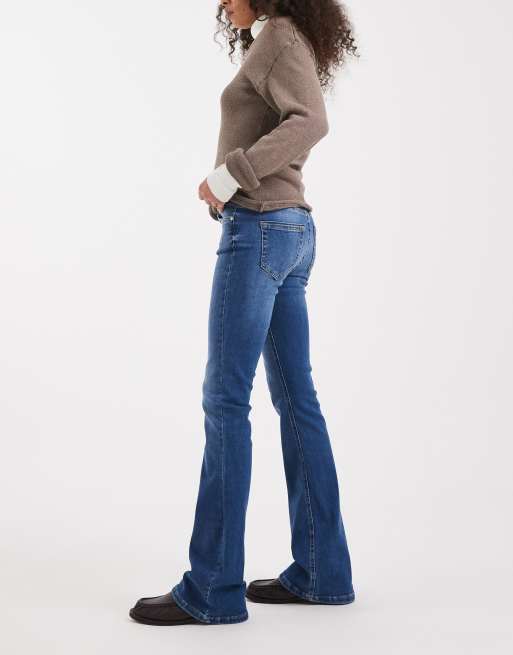 ONLY – Denim-Schlagjeans in Mittelblau, 3 von 5