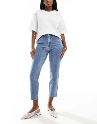 ONLY - Emily - Gerade geschnittene Jeans in heller Waschung mit hohem Bund-Blau