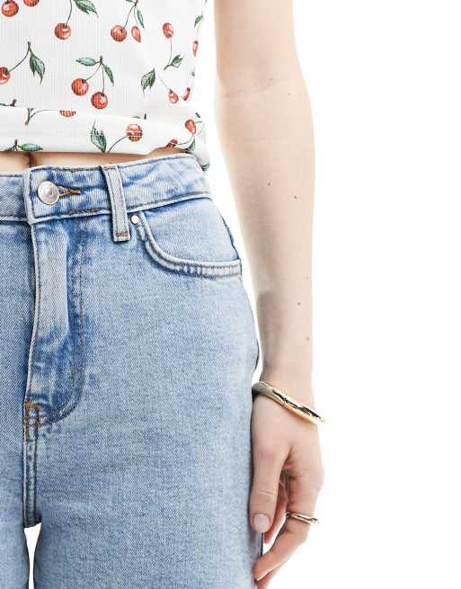 ONLY - Emily - Longline-denimshorts med mellemhøj talje og rå kanter i lyseblå vask , 3 af 5