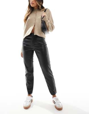 Only - Emily - Pantalon raccourci en imitation cuir - Noir
