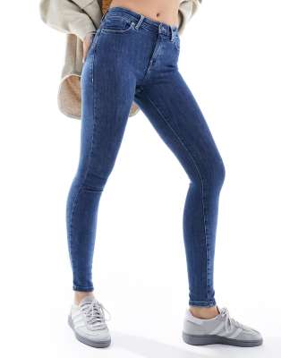 Only - Eng geschnittene Jeans aus dunkelblauem Denim mit Push-up-Effekt