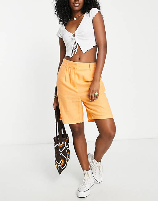 Only exclusive linen city shorts in orange