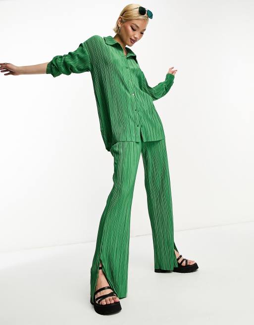 Green plisse hot sale trousers