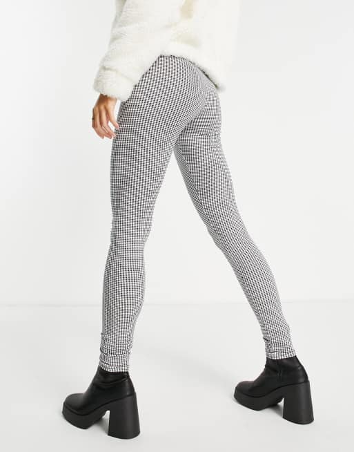 Only Exclusive Tall leggings in houndstooth print, 2 of 4