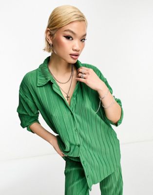 Only exclusive plisse shirt co-ord in green - ASOS Price Checker