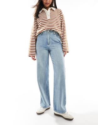 ONLY - Fatima - Jeans in mittelblauer Waschung mit weitem Bein