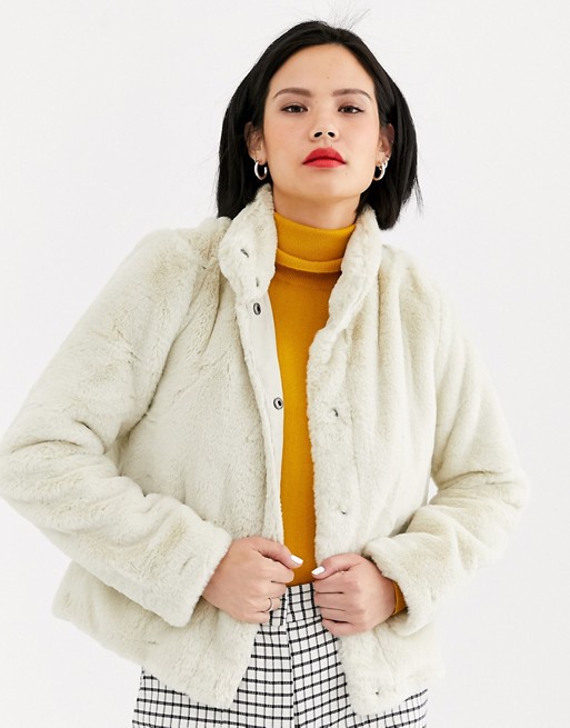 Only faux fur jacket in cream