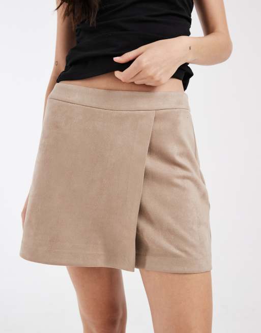 ONLY faux suede mini skort in light brown, 3 of 5