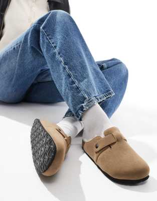 faux suede teddy lined clogs in beige-Neutral