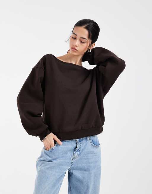 ONLY - Felpa marrone cioccolato con scollo asimmetrico, 2 di 4