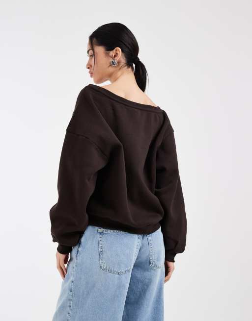 ONLY - Felpa marrone cioccolato con scollo asimmetrico, 4 di 4