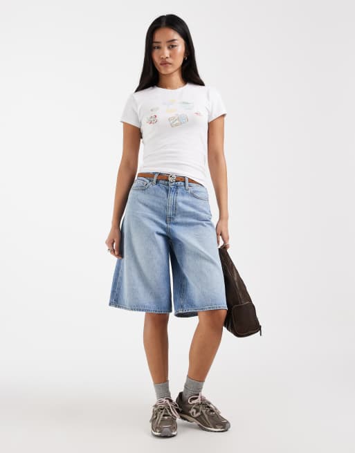 ONLY – Figurbetontes T-Shirt in Weiß mit Dinner-Print, 2 von 4