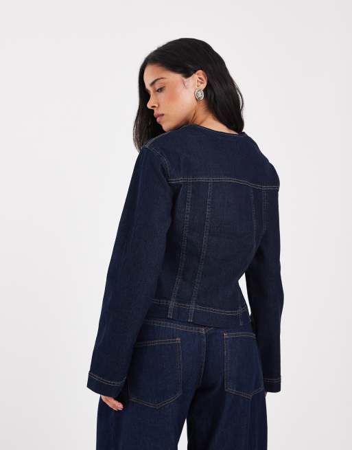 ONLY figursydd jeansjacka med rund halsringning i mörkblått, 3 av 4