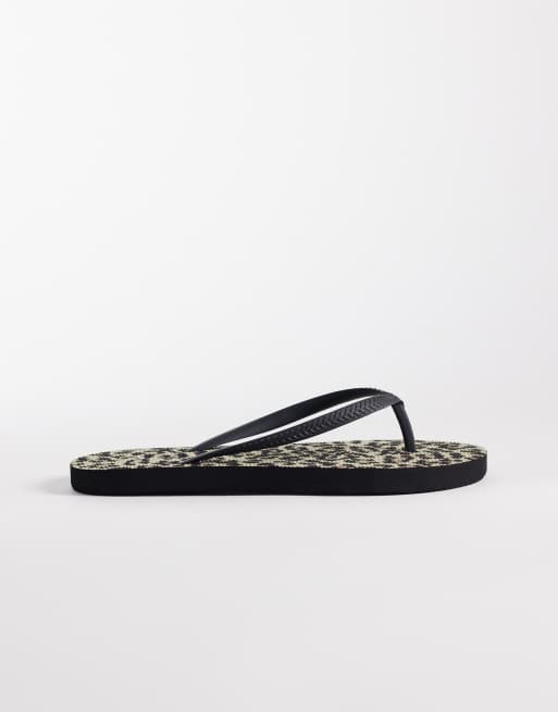 ONLY flip flops in leopard | ASOS