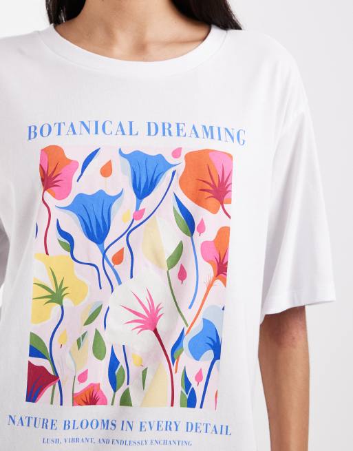 ONLY floral graphic print oversized t-shirt in white, 3 of 4