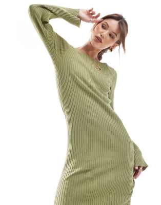 flute sleeve knitted midaxi dress in sage-Green