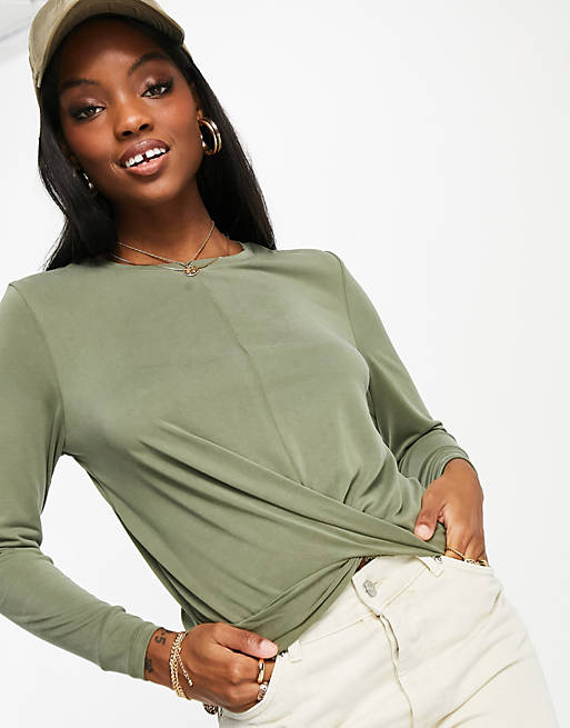 Only free life long sleeve twist front jersey top in green