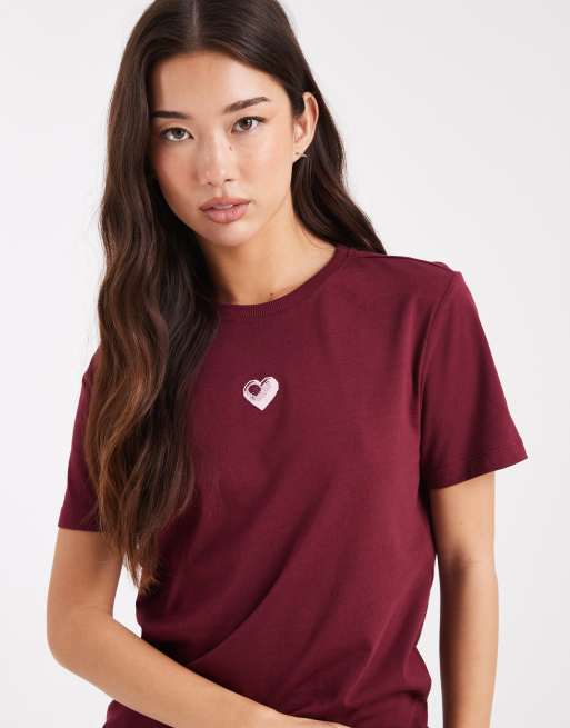 ONLY games graphic back print boxy t-shirt in burgundy, 3 of 4