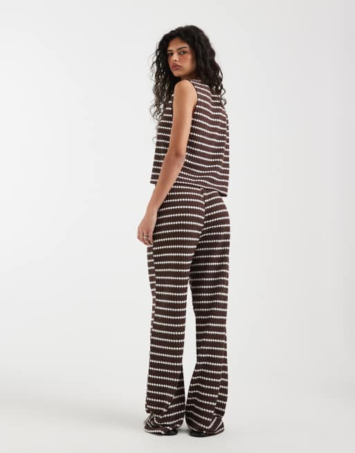 ONLY - Gebreide gestreepte broek met wijde pijpen in zwart, deel van co-ord set, 5 van 5