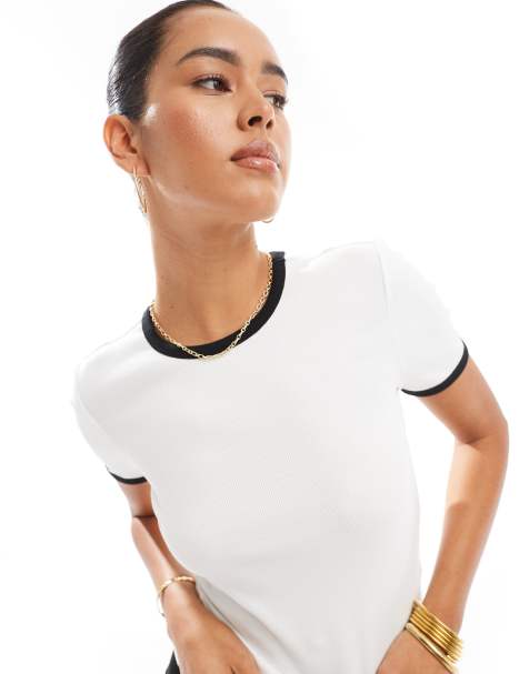 Only - Geribbeld T-shirt met contrasterende biezen in wit - view 1