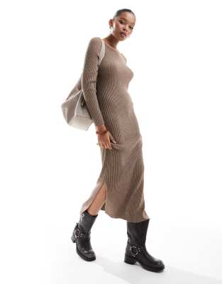 ONLY - Geripptes Midaxi-Kleid in Beige mit U-Boot-Ausschnitt-Neutral