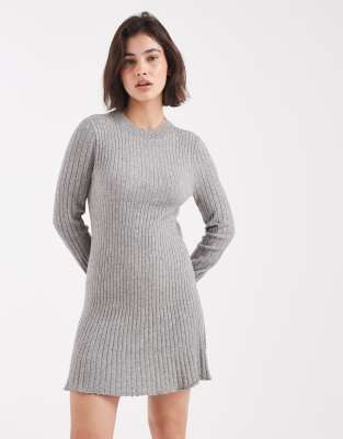 ONLY - Geripptes Minikleid aus Strick in Grau