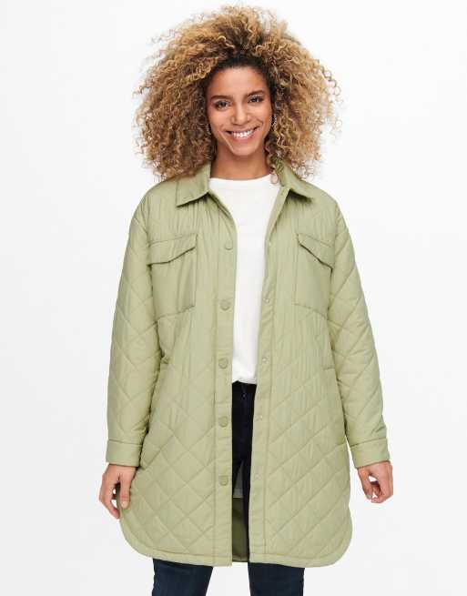 Only – Gesteppte Hemdjacke in Blassgrün