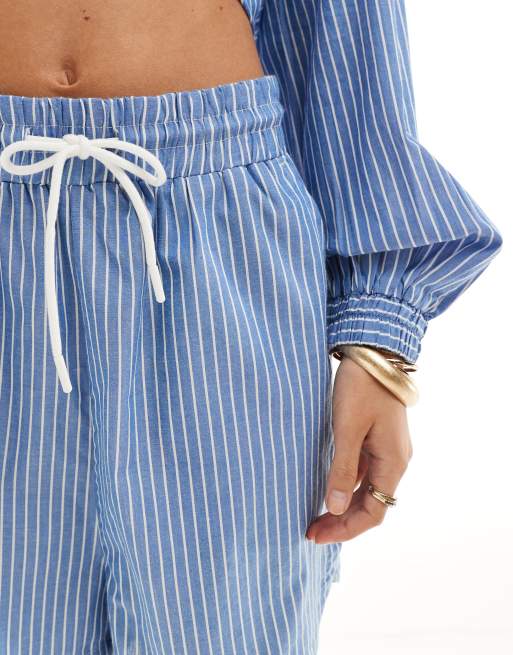 ONLY - Gestreepte short met gestrikte taille in blauw en wit, deel van co-ord set , 4 van 5