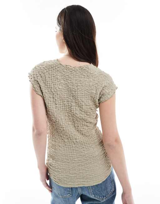 ONLY - Getextureerde mouwloze top in beige, 2 van 4