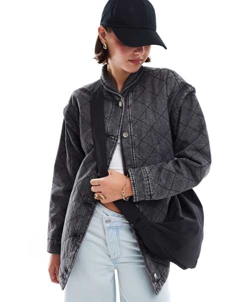 ONLY – Grå, quiltad jeansjacka med skärp - view 1