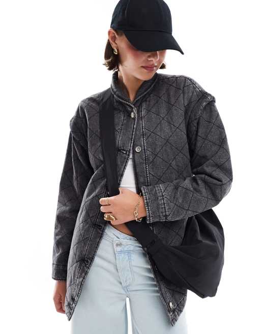 ONLY – Grå, quiltad jeansjacka med skärp 
