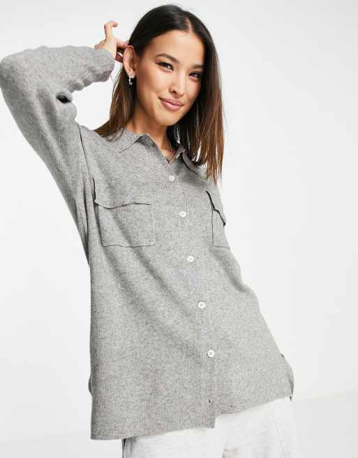 Only – Grå stickad overshirt