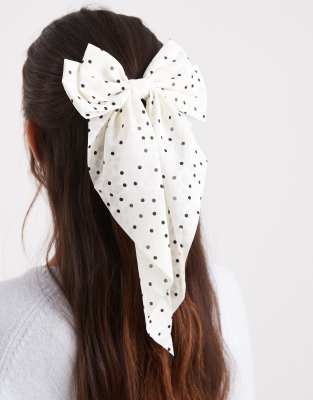 ONLY - Haarspange mit Schleife in Weiß mit Polka Dots