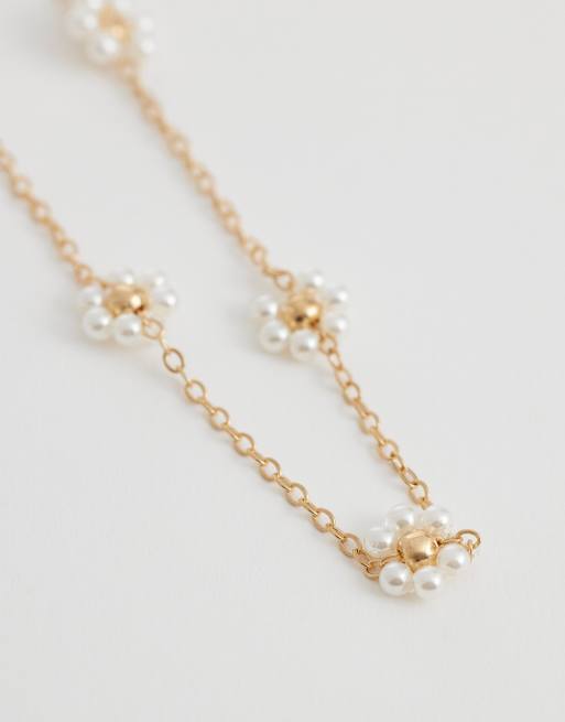 ONLY – Halskette in Gold mit Gänseblümchenanhänger, 3 von 4